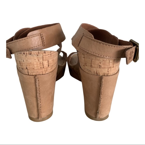 Lucky Brand Moran Platform Sandal Cork Wedge Brown Leather
Ankle Wrap Size 9.5 - Picture 5 of 11